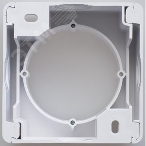 GSL000100 Glossa Коробка для наружного монтажа 1 пост, белая (уп.4шт.) Systeme Electric (Россия) GSL000100 - фото 615224