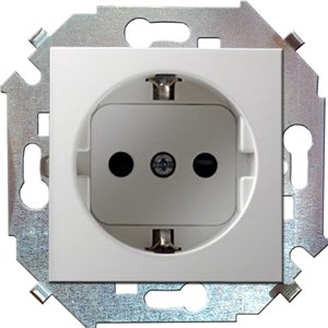 1591432-030 S15 Механизм розетки 1 гнездо с заземлением, белый (уп.20шт.) Simon Electric (Россия) 1591432-030 - фото 634116