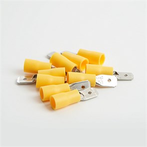 39364 LD401-60250 Наконечник плоский Изолированный (папа) РпИп 6-250 желтый (DIY упаковка 10 шт) Stekker 39364-1