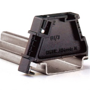 ZBT003 Торцевой упор BT/3 (уп.25шт.) ДКС ZBT003