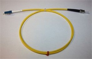SM 9/125 (OS2), LC/UPC-ST/UPC, duplex 2м Патч-корд волоконно-оптический (шнур) ВЕК-ТЕЛЕКОМ ООО SM 9/125 (OS2), LC/UPC-ST