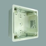 E50SB-W - белого цвета коробка монтажная для Е50-W 697701