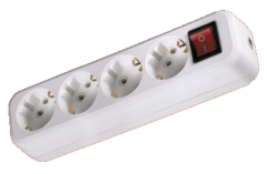 SQ1806-0018 Колодка розеточная 4 гнезда 2П+3 c выключателем 16А 250В белая (уп.12шт.) TDM  SQ1806-0018