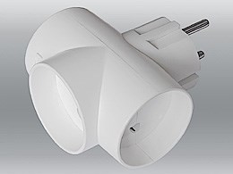 3T белый Тройник на 3 гнезда без заземления (уп.120шт.) TOKER 4607036302571