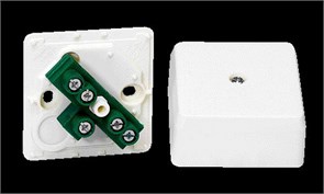 1437545R Trend Коробка клеммная 60х60 белая с клодкой (уп.10шт.) Schneider Electric 1437545R