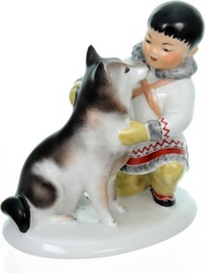 82.00961.00.1 Скульптура Якут с собакой, ИФЗ 82.00961.00.1