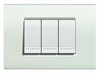 LNA4803BI LivingLight Рамка прямоугольная, 3 поста (итальянский стандарт), цвет белый Bticino (Legrand) LNA4803BI - фото 608067