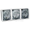1594437-030 S15A Розетка 3 гнезда с заземлением, с крышкой полупрозрачной IP54, белая (уп.5шт.) Simon Electric (Польша) 1594437-030 - фото 627970